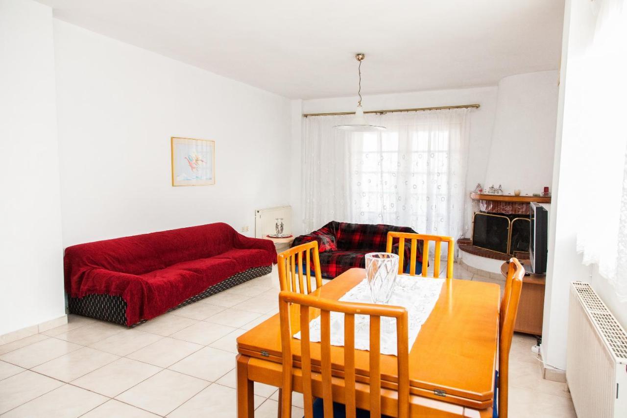 Sunny Apartment Near Metro Station أثينا المظهر الخارجي الصورة